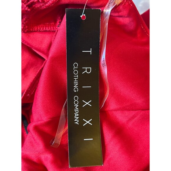 Red Lace Detail V-Neck Jumpsuit - Size M - Picture 10 of 13